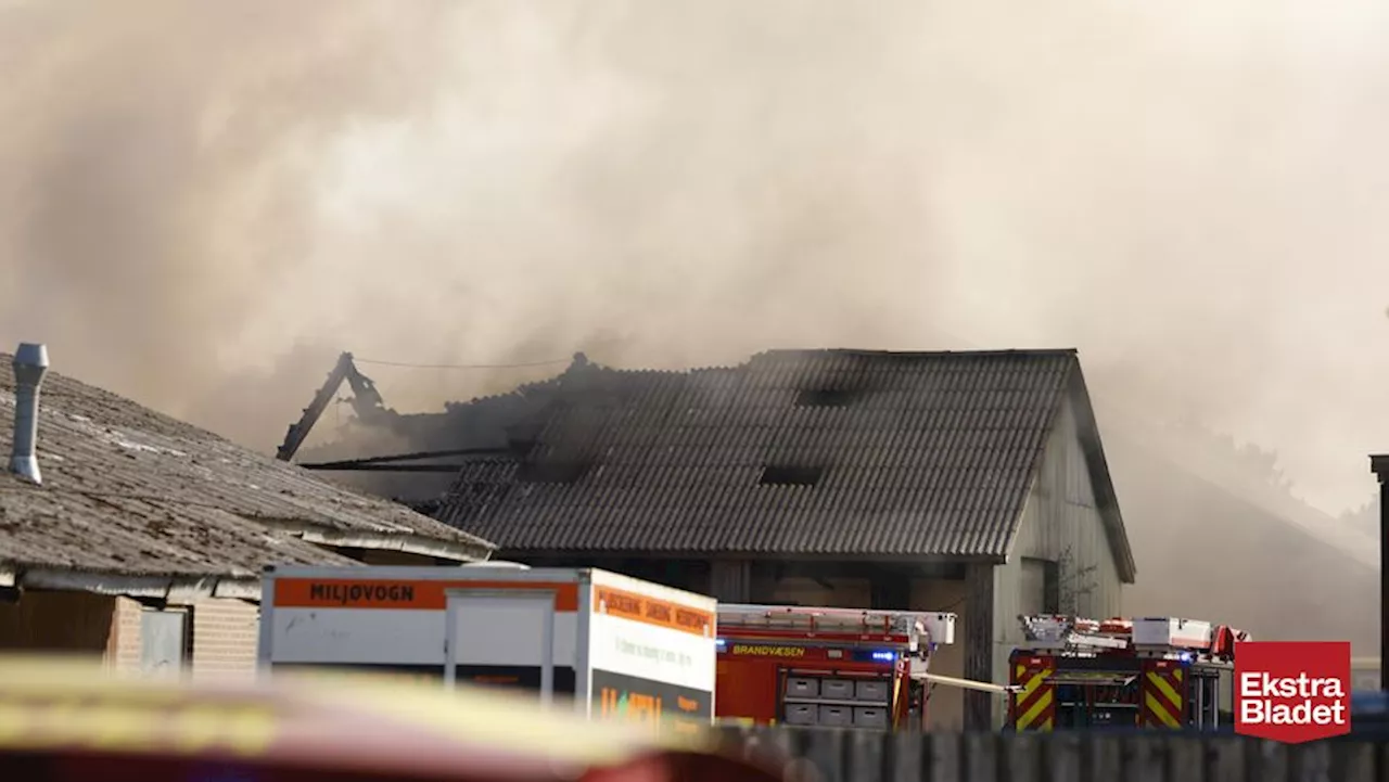 Stor brand ved Vejle: Kraftig røgudvikling
