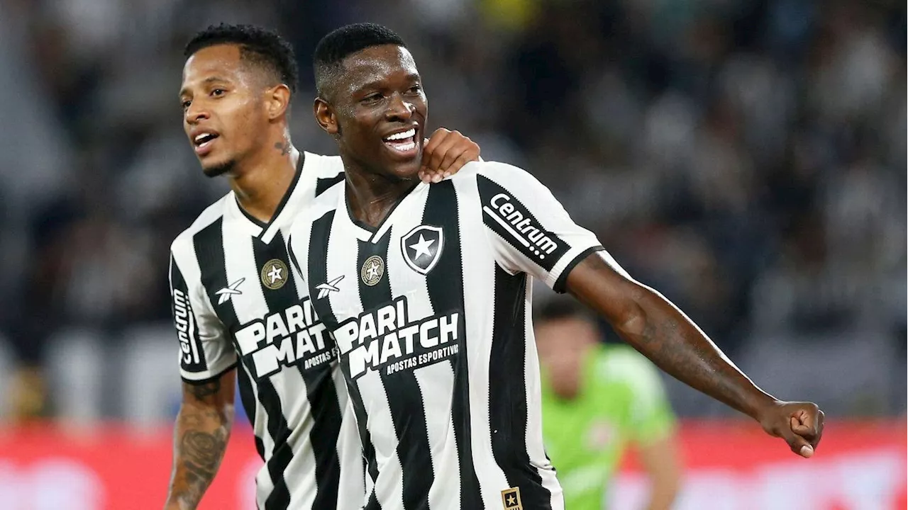 Botafogo estraga estreia de Roger no Inter e mantém vantagem no Brasileirão