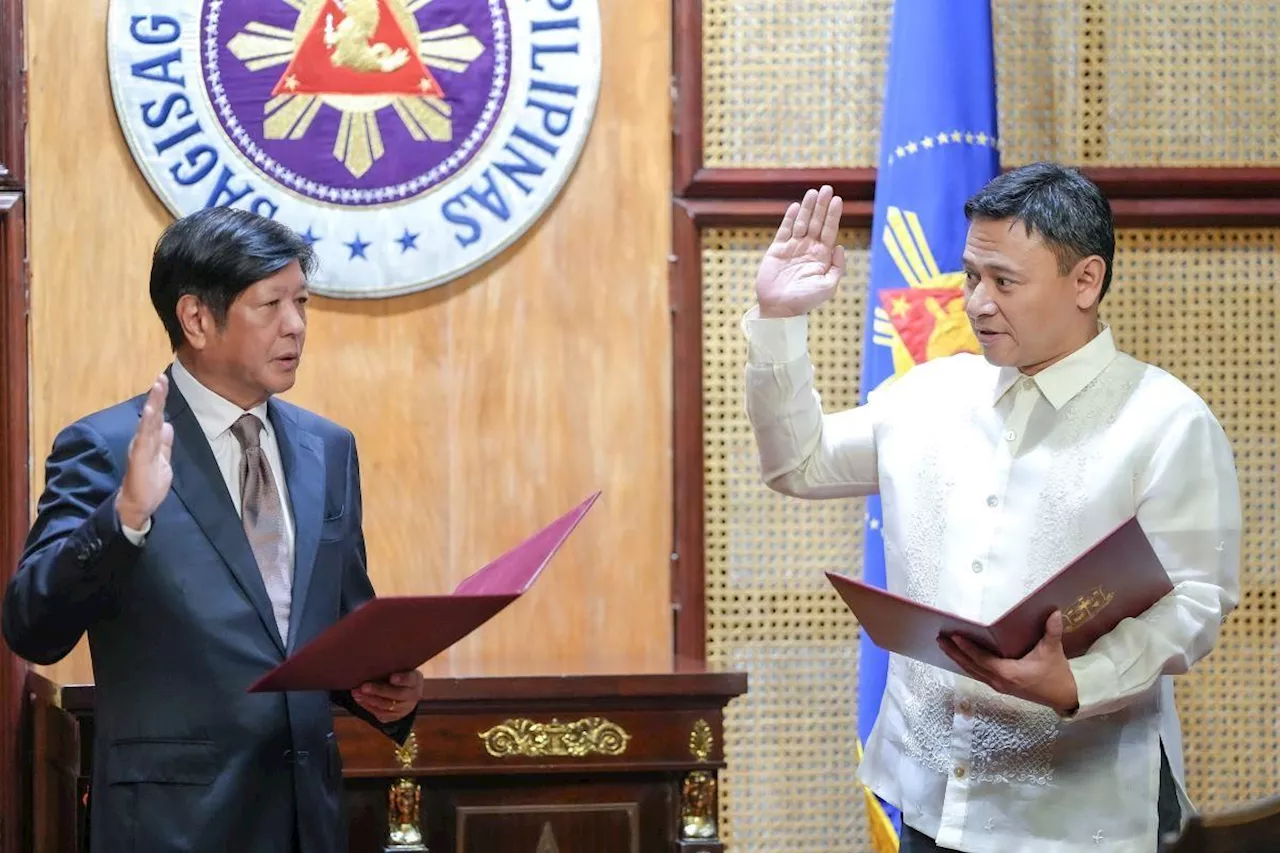 New DepEd Sec. Angara takes oath of office