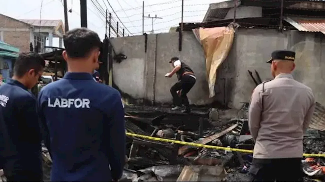 Rekonstruksi Kasus Pembakaran Rumah Wartawan di Karo Digelar di 6 Titik, 57 Adegan Diperagakan