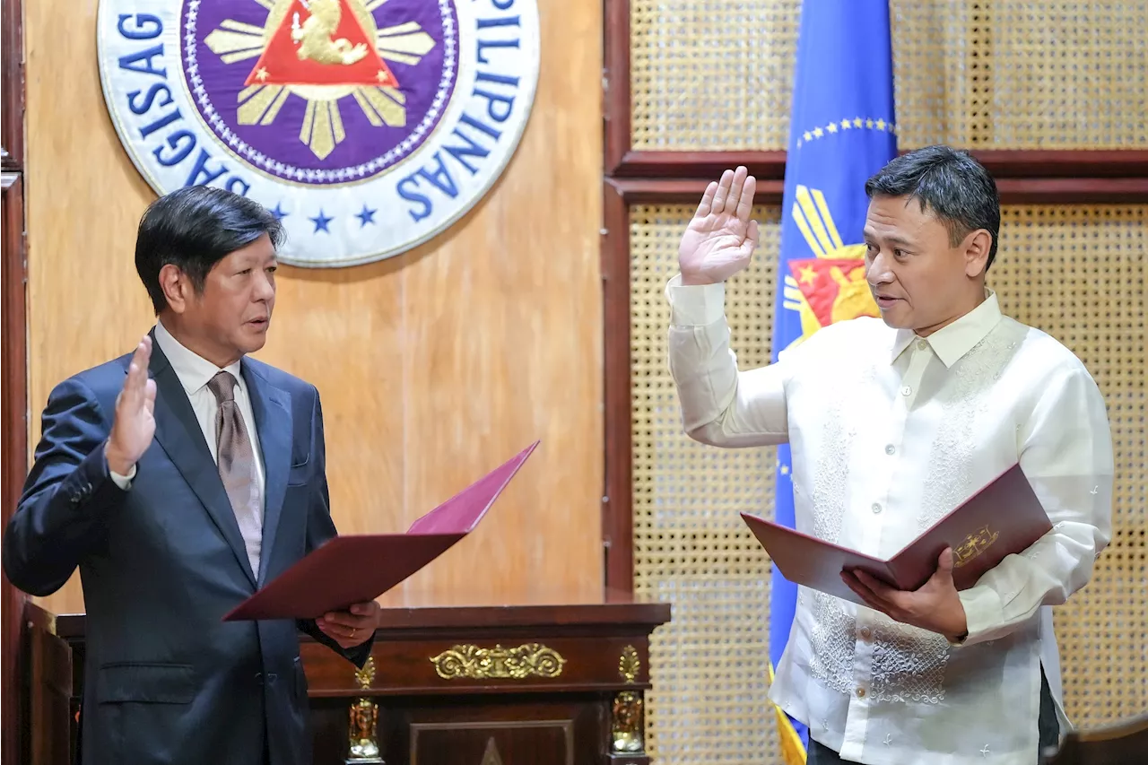 Marcos swears in Sonny Angara as new DepEd Secretary