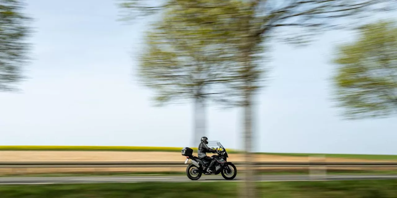 Verfolgungsjagd durch Raum Sulzbach: 21-J&auml;hriger flieht mit Motorrad vor der Polizei