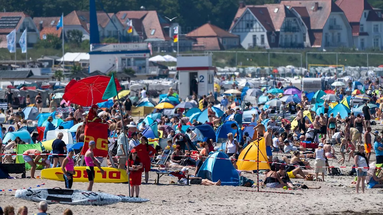 Mecklenburg-Vorpommern: Volle Strände zu Beginn der Sommerferien