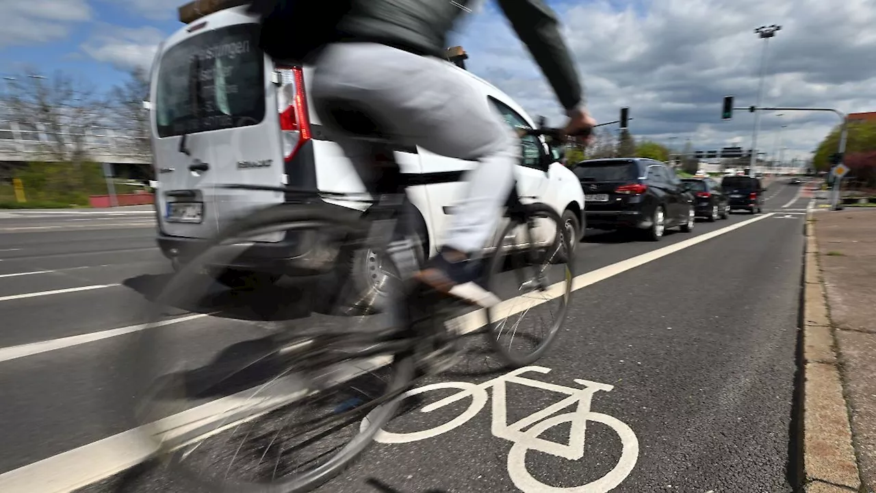 Thüringen: Zahl der bei Unfällen getöteten Radfahrer 2023 verdoppelt