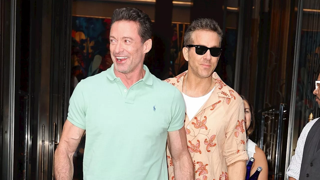 Lässig: Hugh Jackman und Ryan Reynolds strahlen in New York!