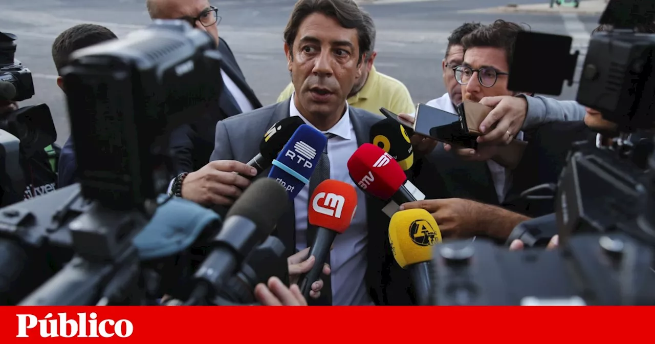 Rui Costa garante que Di María fica no Benfica e confirma negociações por João Neves