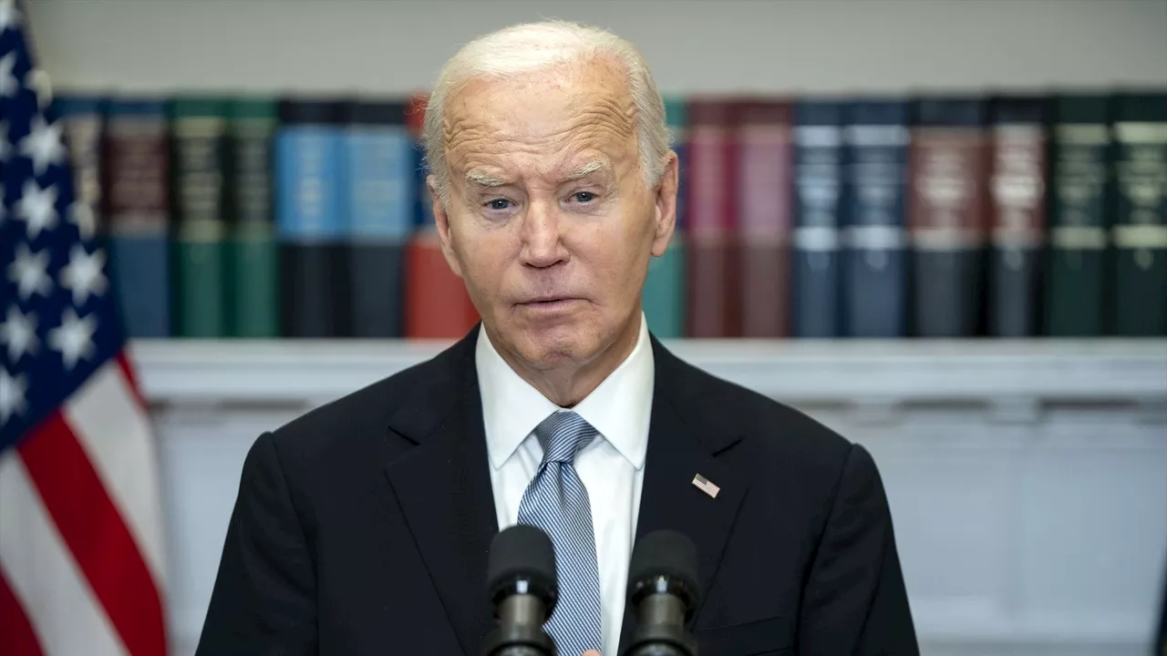 Crece la rebelión demócrata con trece nuevos congresistas que piden a Biden que 'pase el testigo'