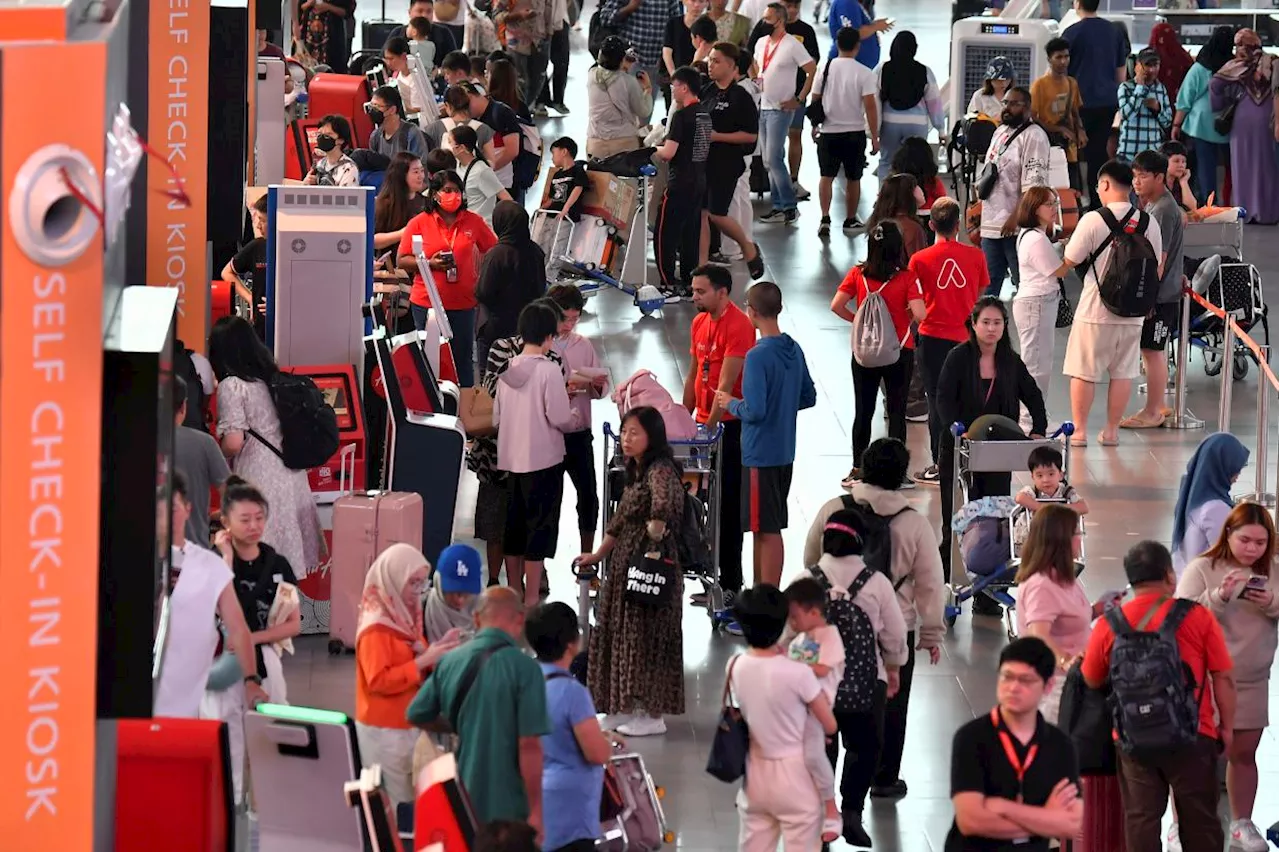 Global IT outage: AirAsia resumes online check-in, says deputy group CEO