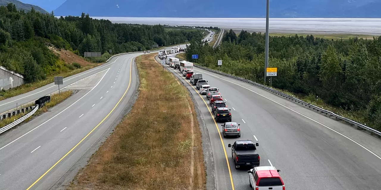 One lane of Seward Highway reopened after fatal crash at mile 114