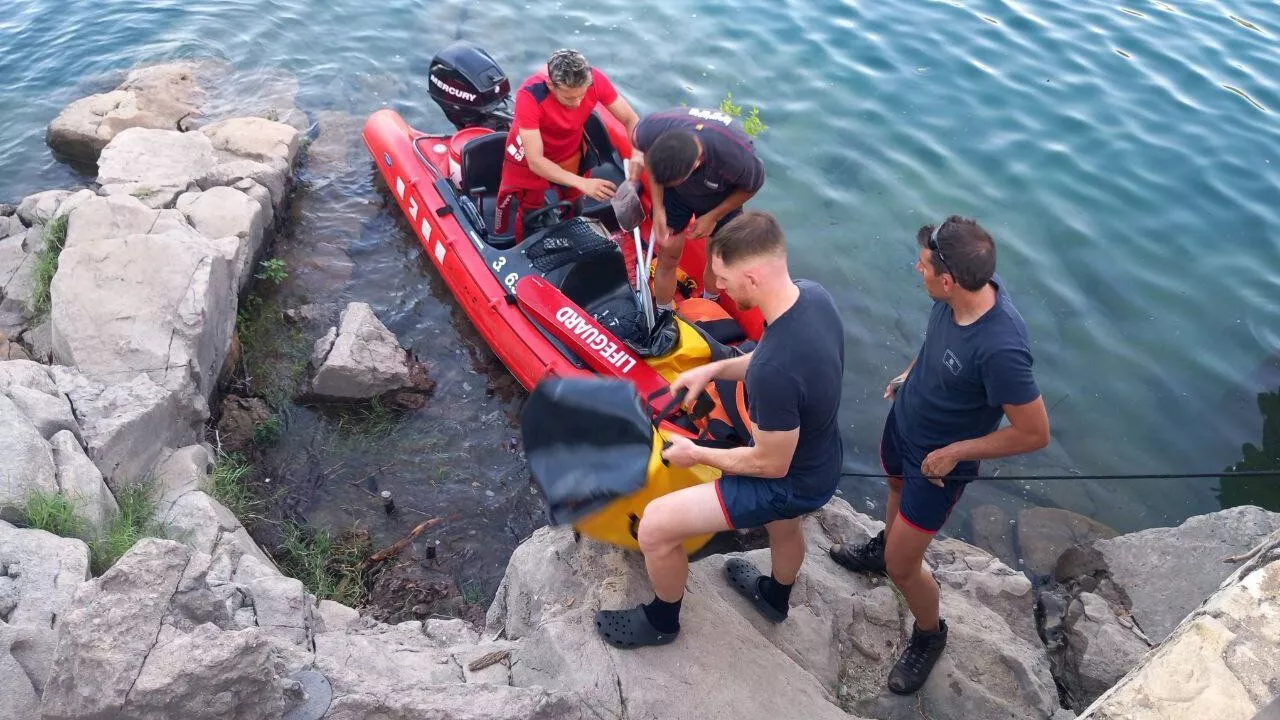 Buscan a un menor desaparecido en el pantano de Sant Antoni, Lleida