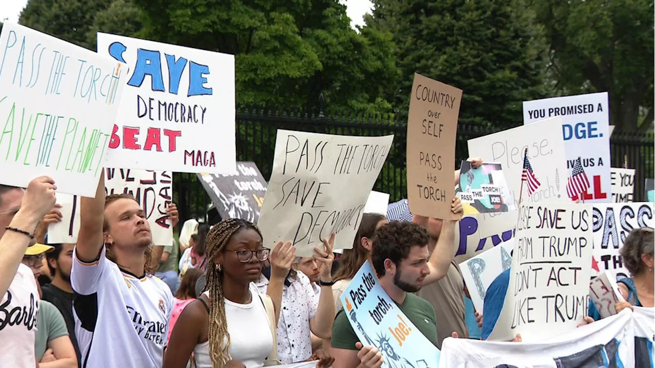 Pass the Torch rally urges President Joe Biden to step aside