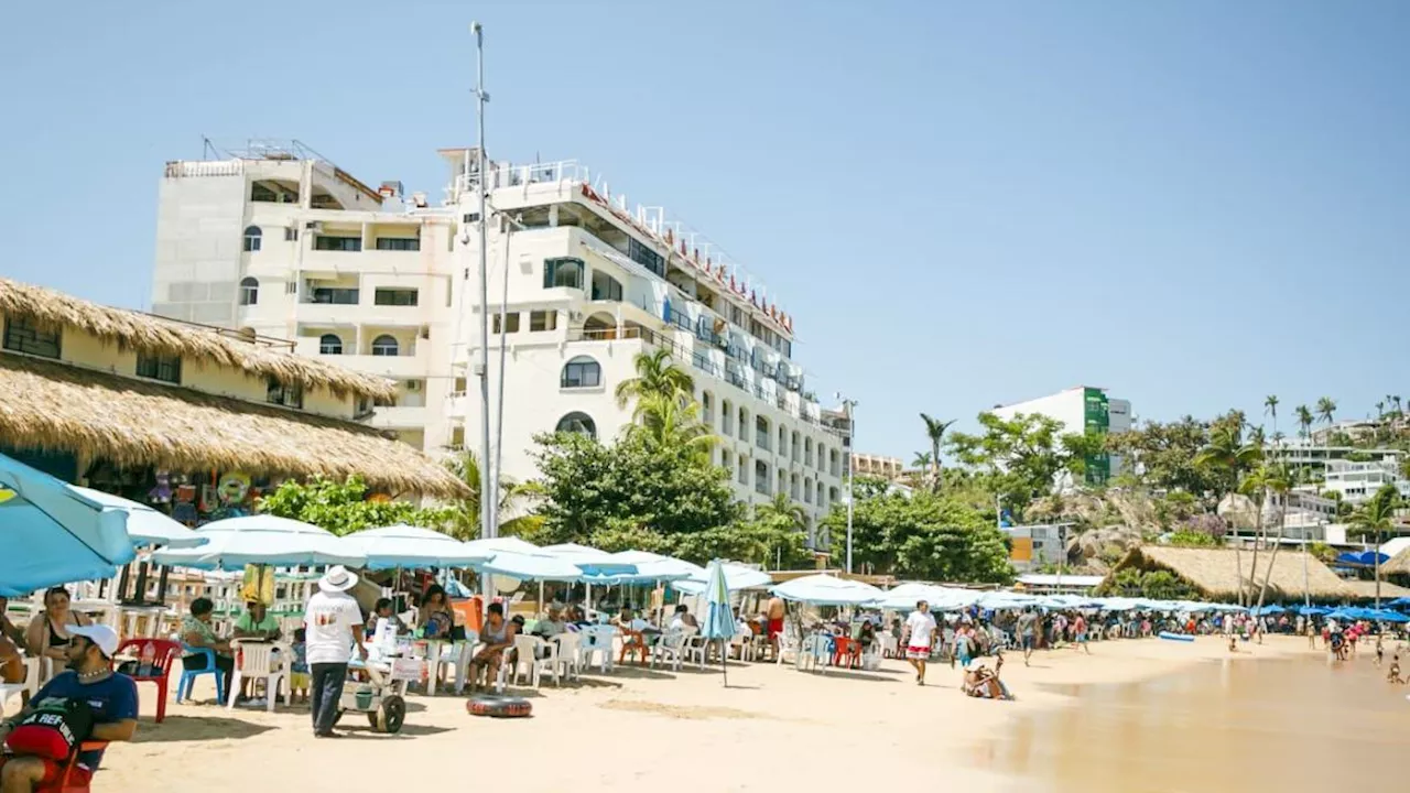 Arriban turistas a Guerrero para disfrutar de las Vacaciones de Verano