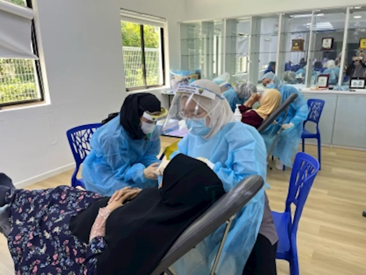 Bringing youthful smiles to the elderly — Ainol Haniza Kherul Anuwar