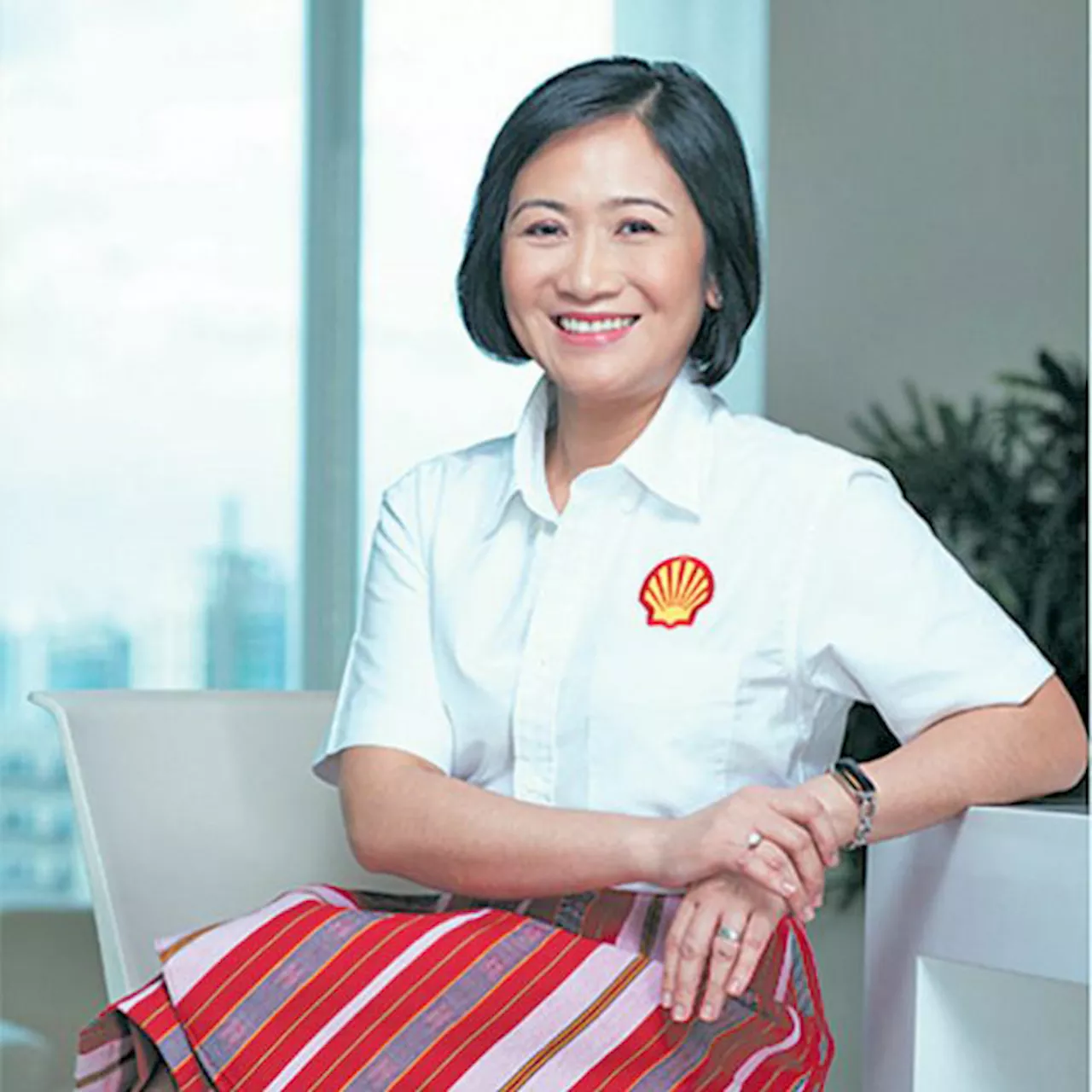 Lorelie Osial, Pilipinas Shell president,breaks the gender barrier in fuel sector