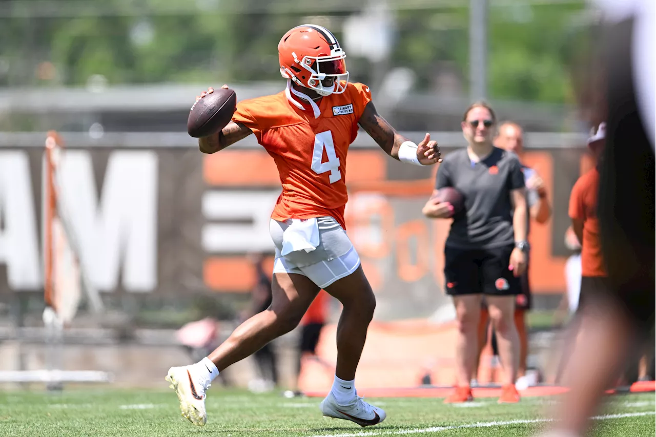 Browns News: Deshaun Watson Provides Optimistic Update On Injury Status