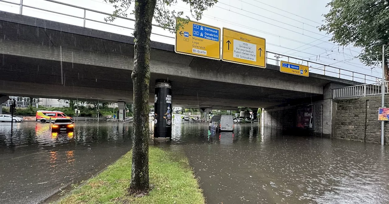 Heftiges Gewitter über OWL sorgte für Blitzeinschlag und Überschwemmungen