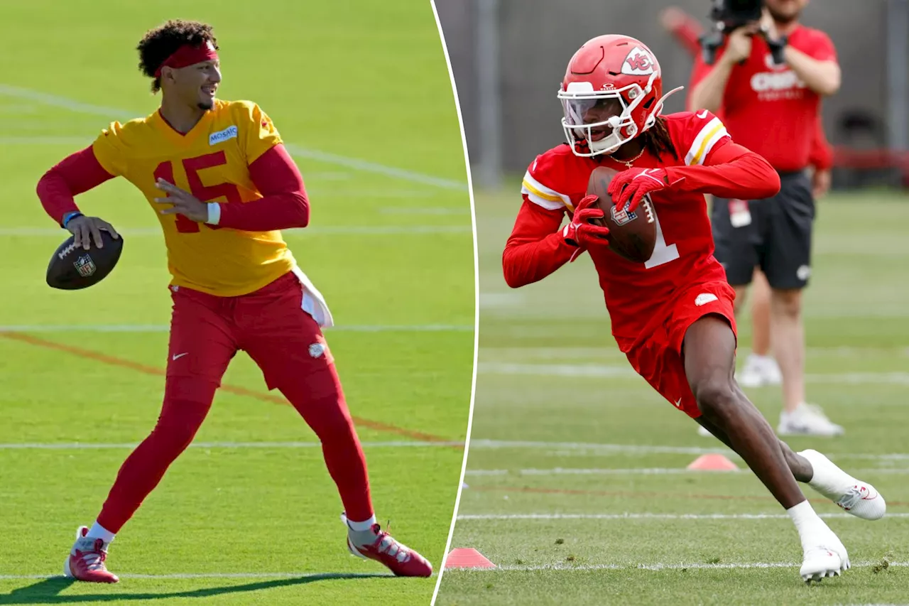 Patrick Mahomes, Xavier Worthy raise eyebrows with Chiefs training camp touchdown