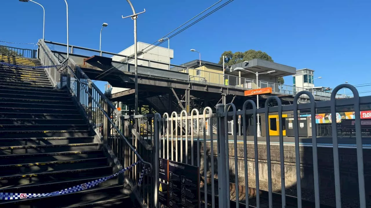 ‘Incredibly brave’: Father dies trying to save twins on Sydney train tracks