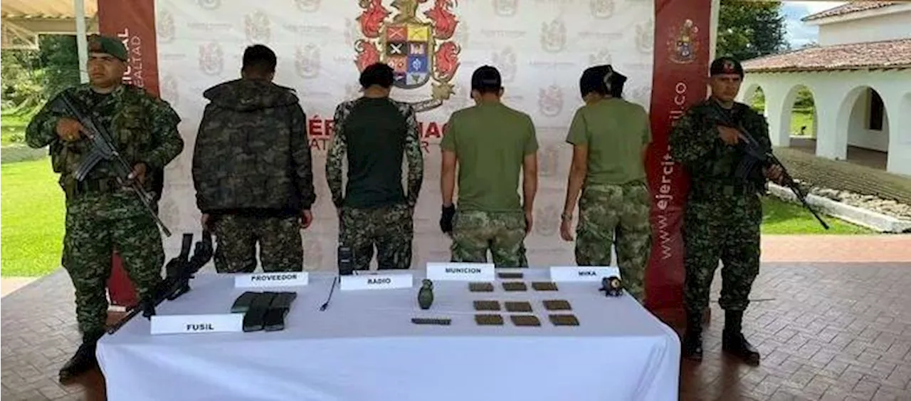 Cuatro guerrilleros de las disidencias de las FARC se entregaron al Ejército