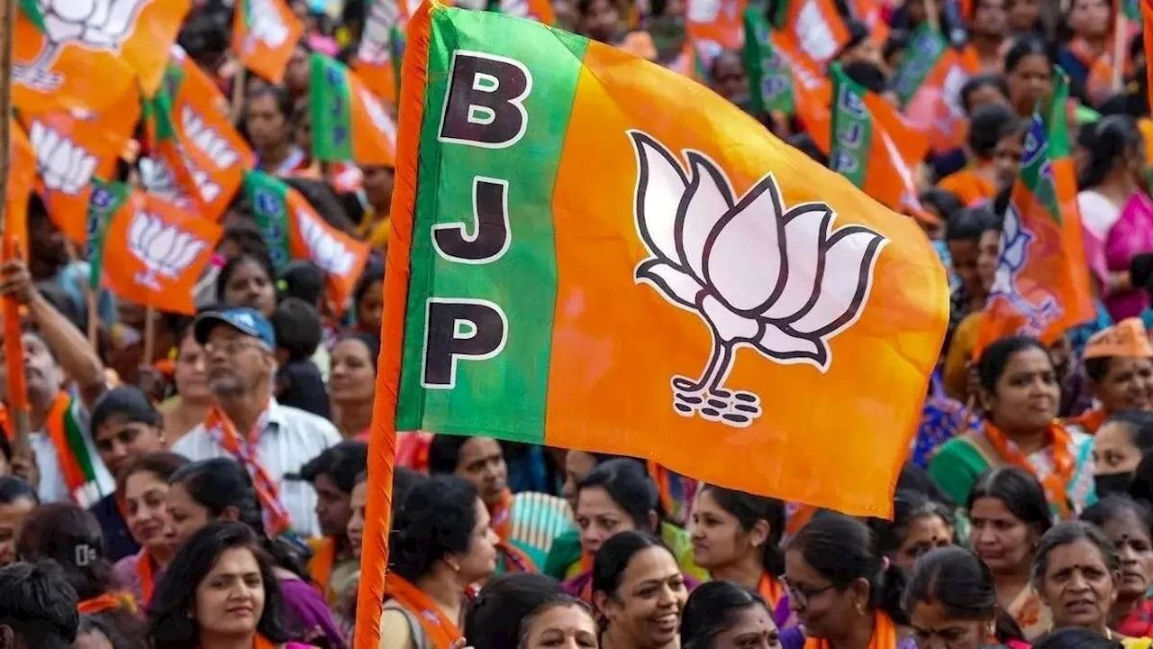 पश्चिम बंगालः 5 साल में कैसे और क्यों बदल गया BJP का सियासी ग्राफ, सोशल इंजीनियरिंग के इन समीकरणों ने बिगाड़ा खेल