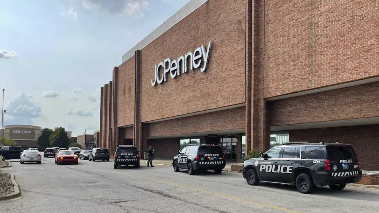 1 person hurt in Iowa mall shooting that sent people running, police and witnesses say