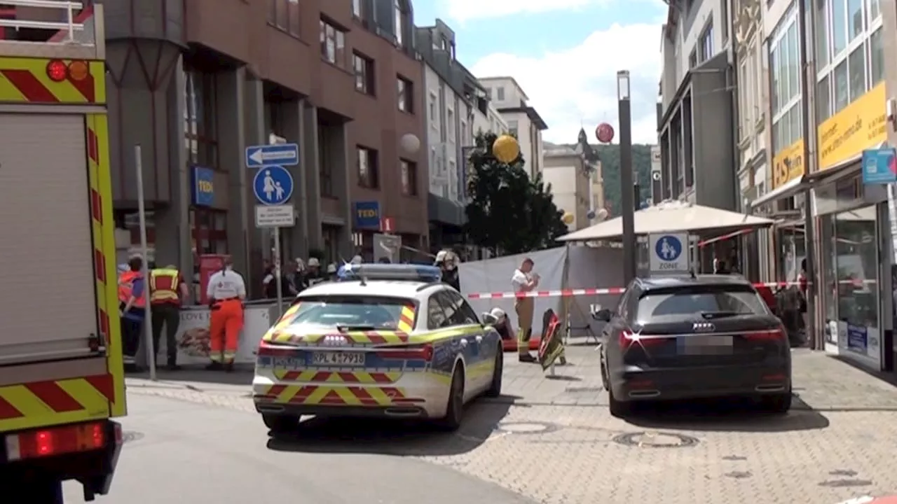 Bad Kreuznach: Auto fährt in Fußgängerzone und erfasst Mann