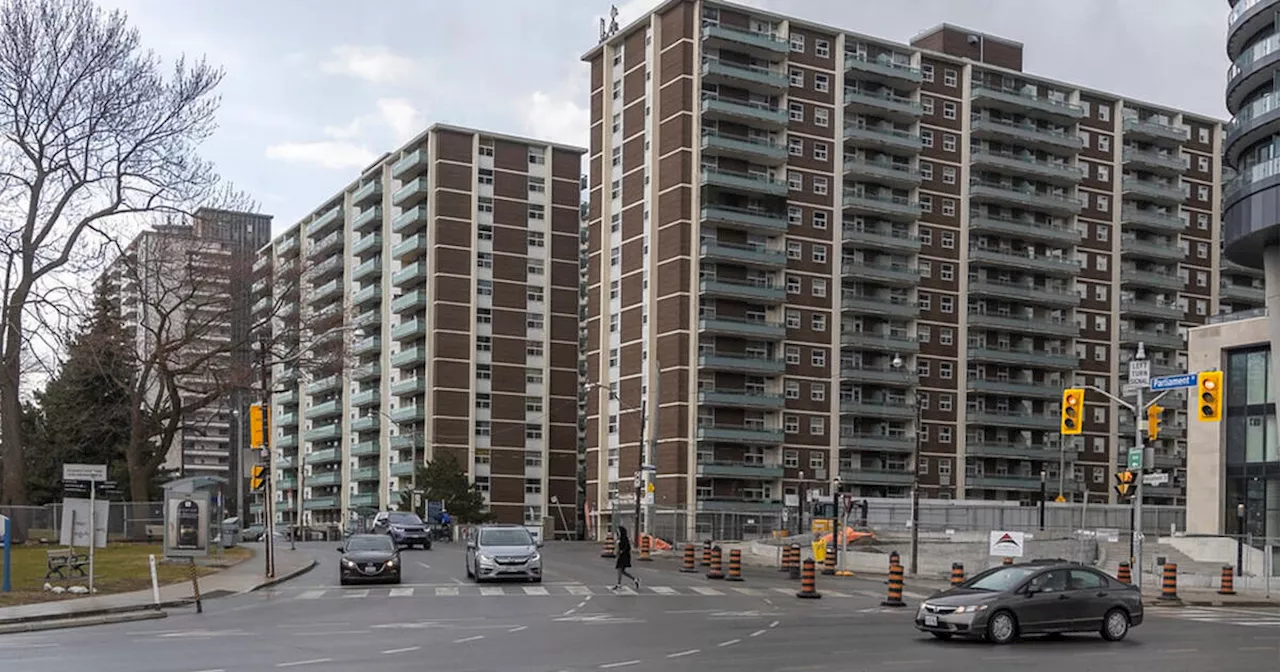 Tenants of Toronto apartment building asked not to throw poo on workers in absurd letter