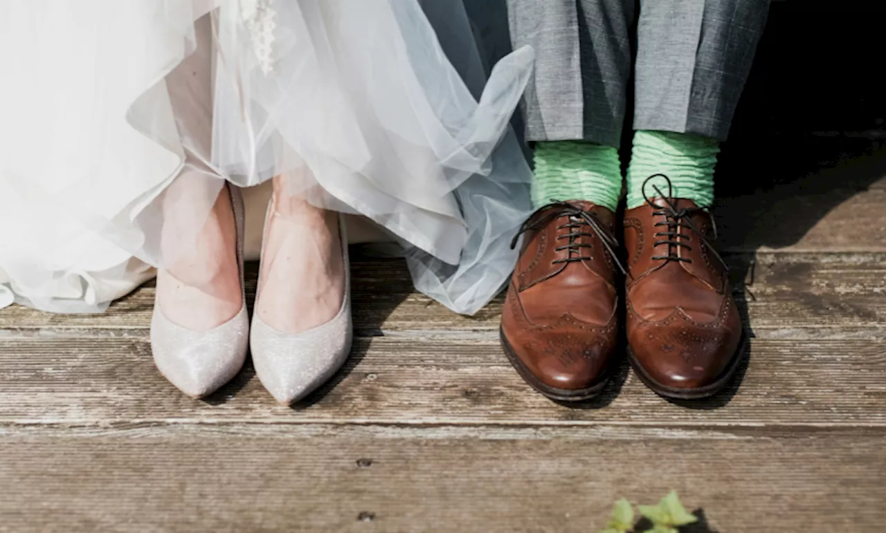 5 Tips to save on wedding costs…and still have it all