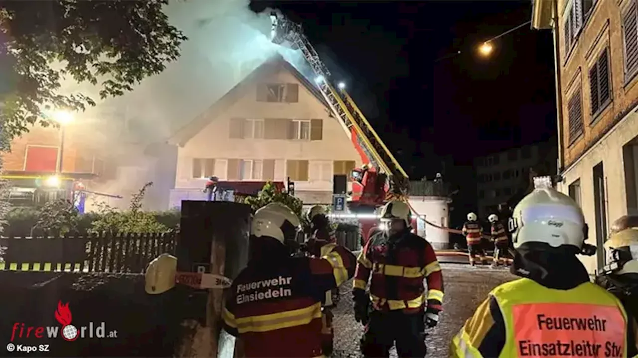 Schweiz: Bevölkerungswarnung wegen Rauchentwicklung bei Gebäudebrand in Einsiedeln