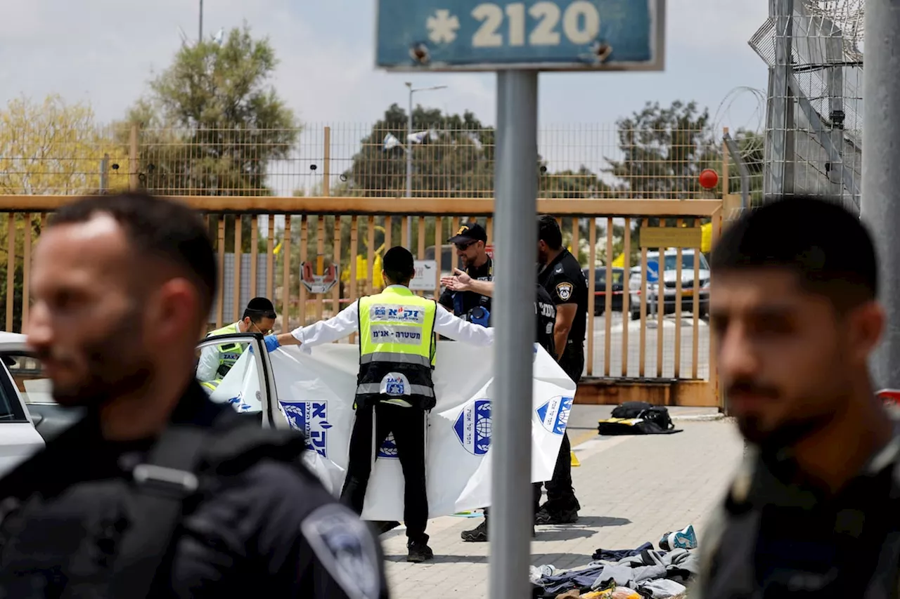 Canadian attempted stabbing attack in Israel, killed by police