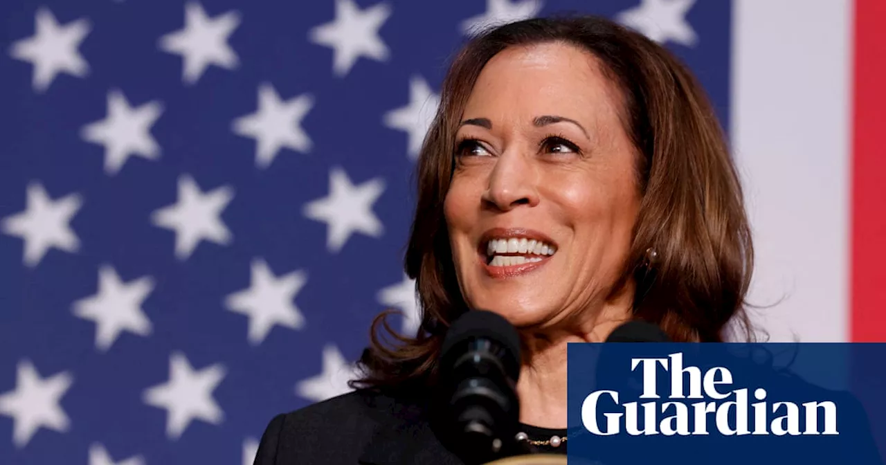 What is the Kamala Harris coconut tree meme and why is everyone sharing it?