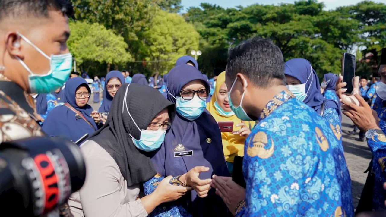 Metro Sepekan: Ratusan Guru Honorer di Jakarta Dipecat Mendadak, Kok Bisa?