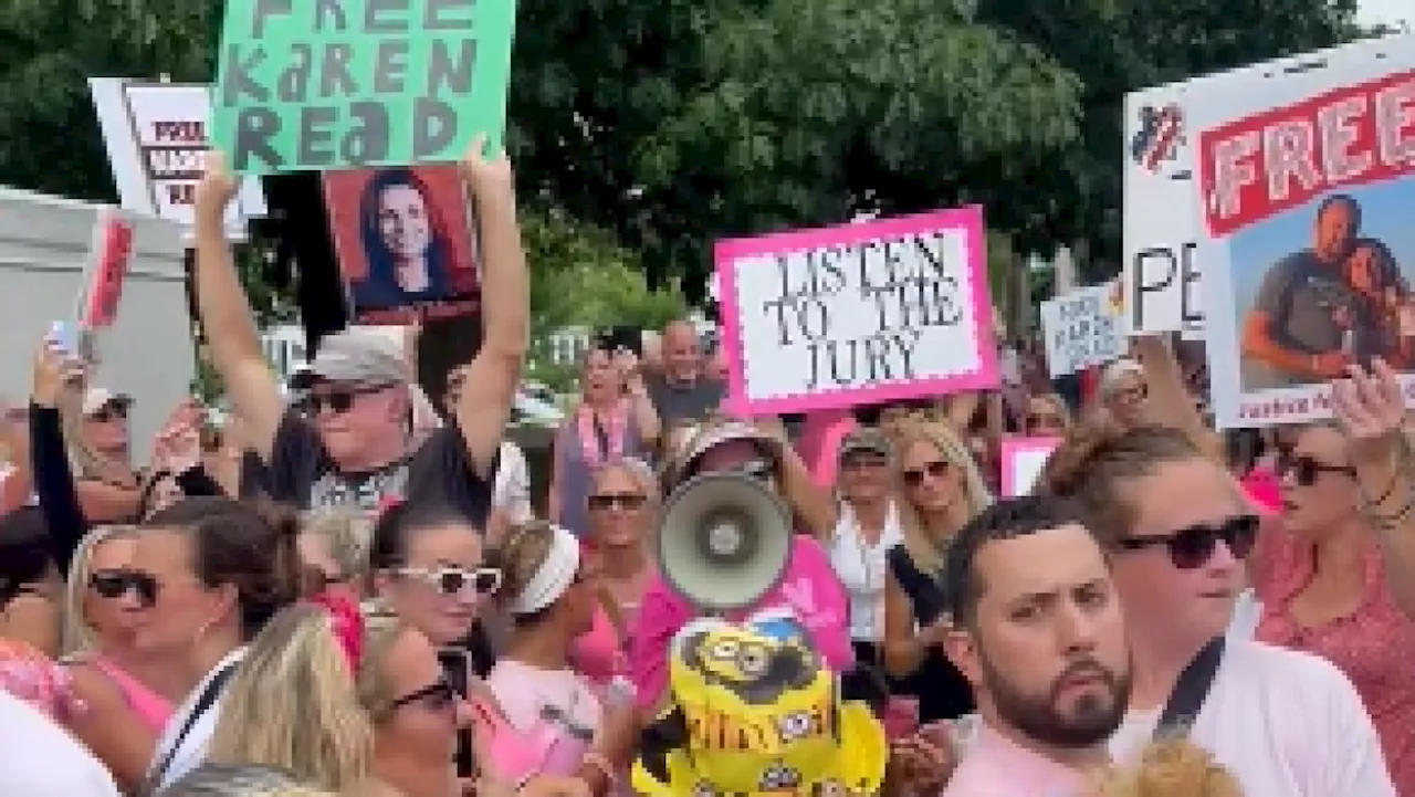 Hundreds gather outside court ahead of Karen Read hearing