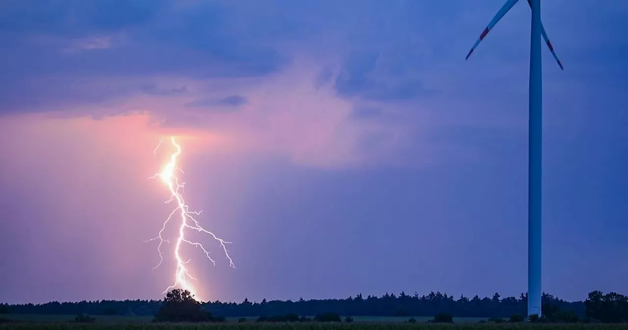 Deutschland: Blitzeinschlag, Stromausfall und Unfälle wegen Gewitter​