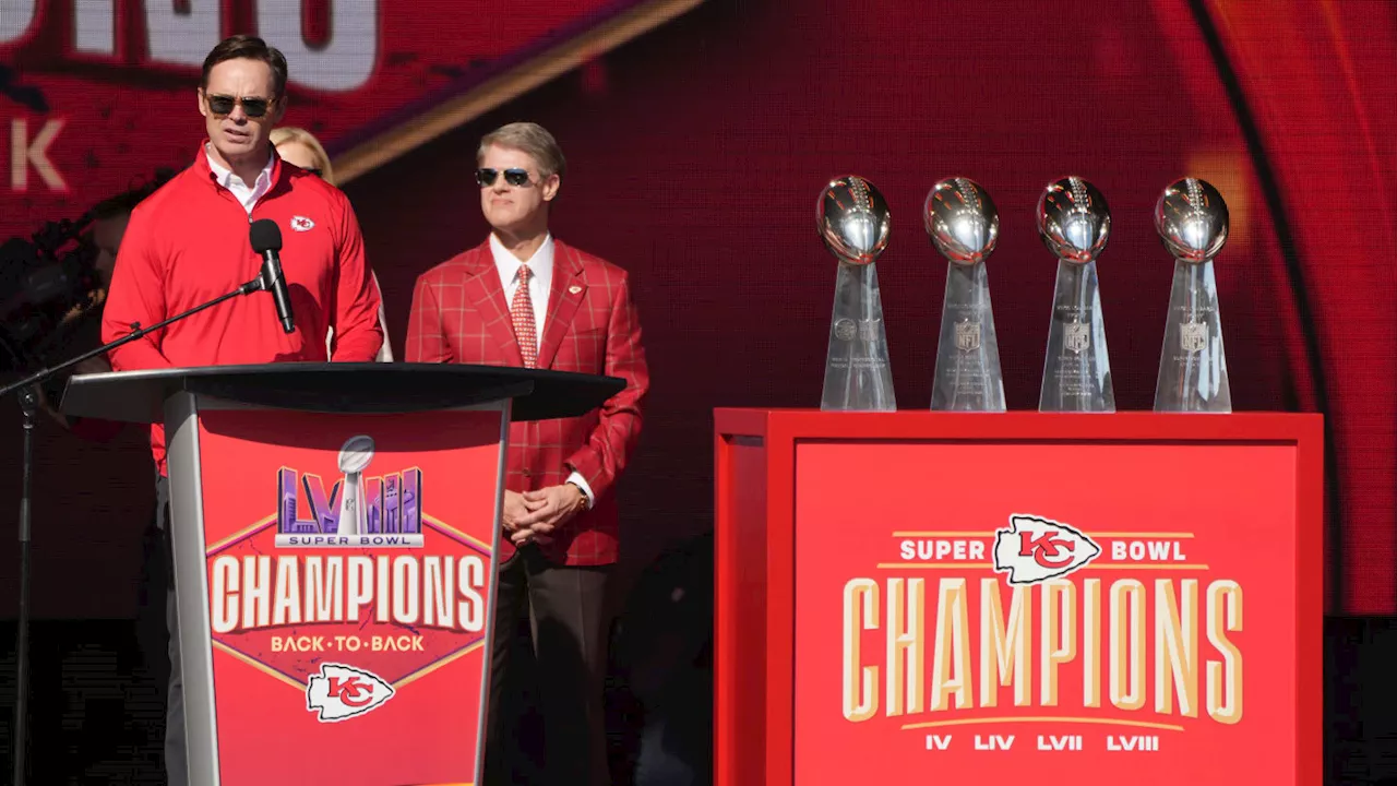 KC Chiefs Owner Clark Hunt on Arrowhead Stadium Future, Kansas vs. Missouri