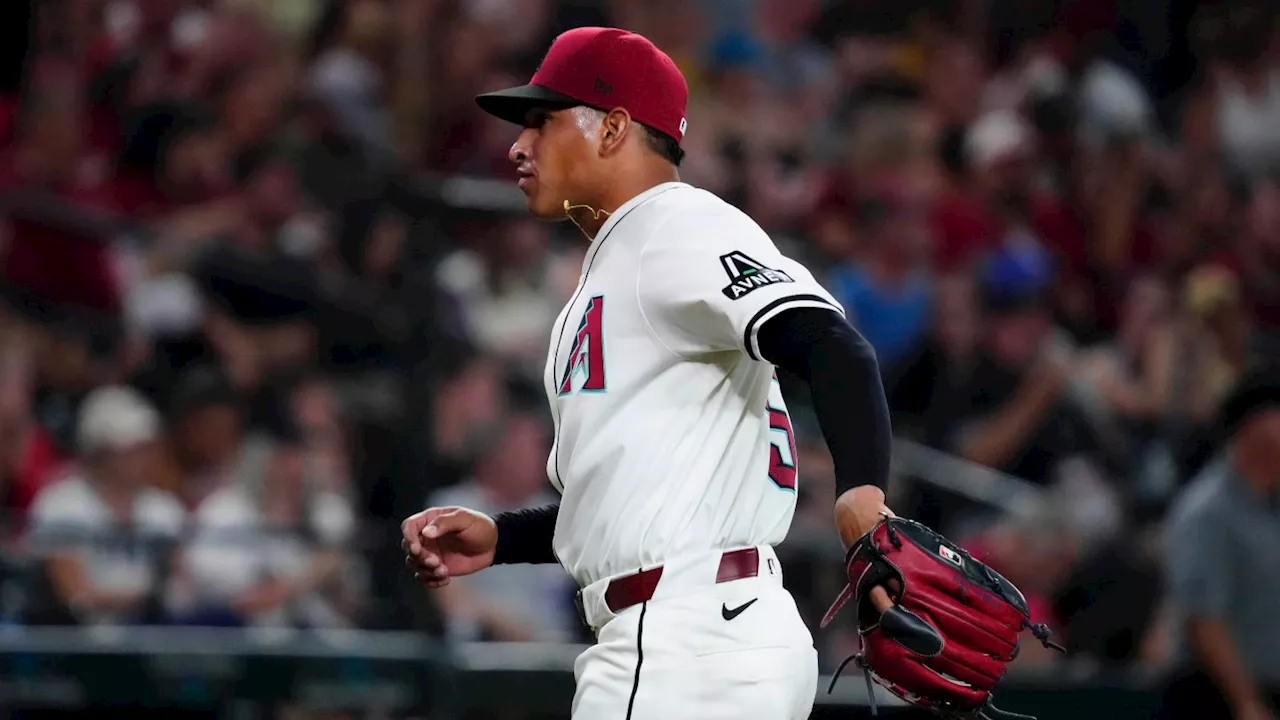 Yilber Diaz Needs to Find Strikeouts, Avoid Base Traffic vs Royals