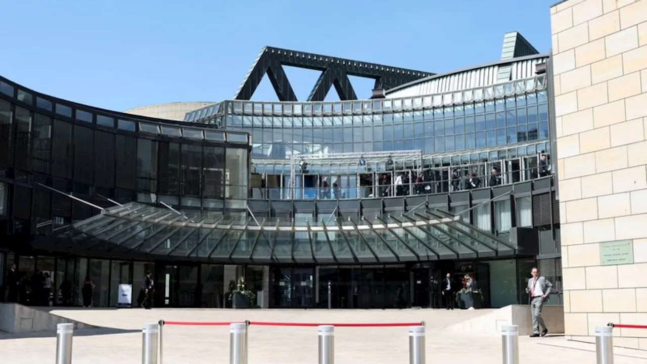 Protest in der Bannmeile: Nach Protestaktion vor Landtag: Klimaaktivisten vor Gericht