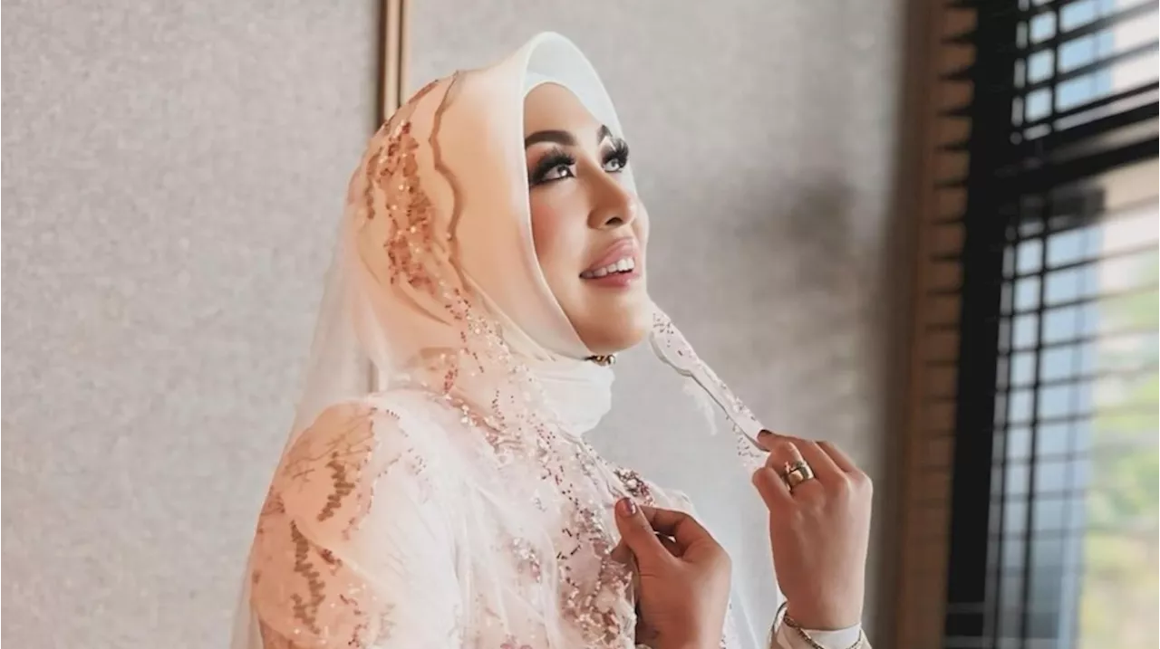 Bukan Tak Adil, Aaliyah Massaid Jelaskan Alasan Angelina Sondakh Duduk Lesehan saat Pengajian