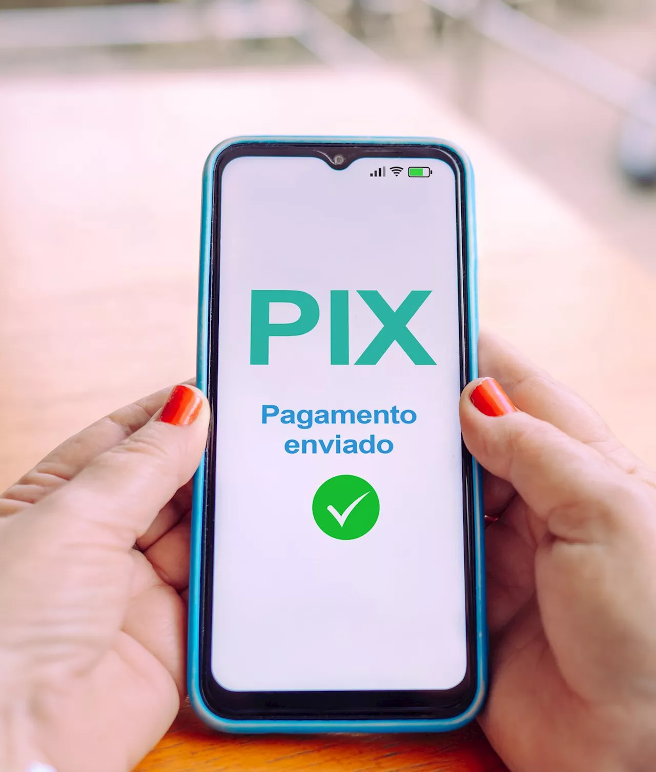 Banco Central reduz limite de Pix em celulares novos e adia Pix automático