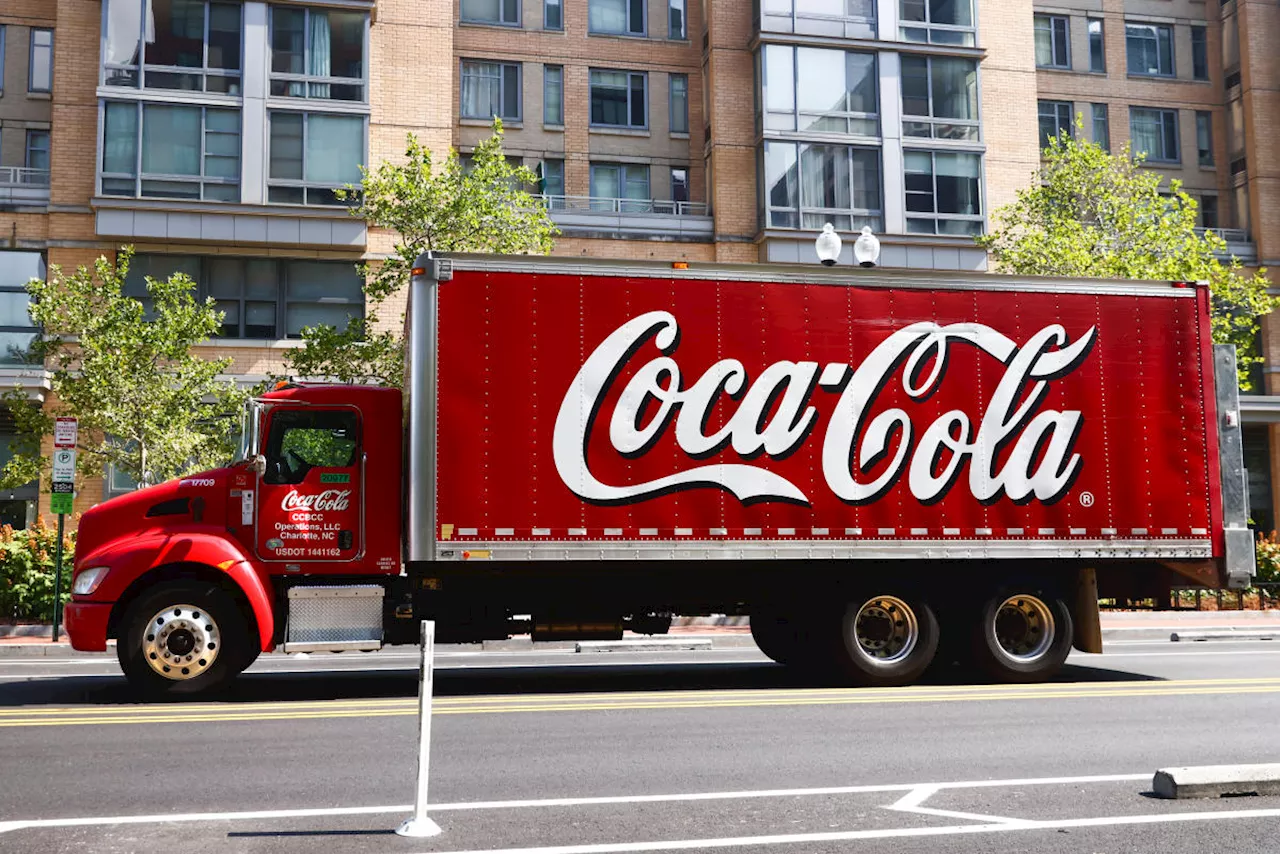 Coca-Cola expected to see momentum continue in Q2 despite cautious consumers