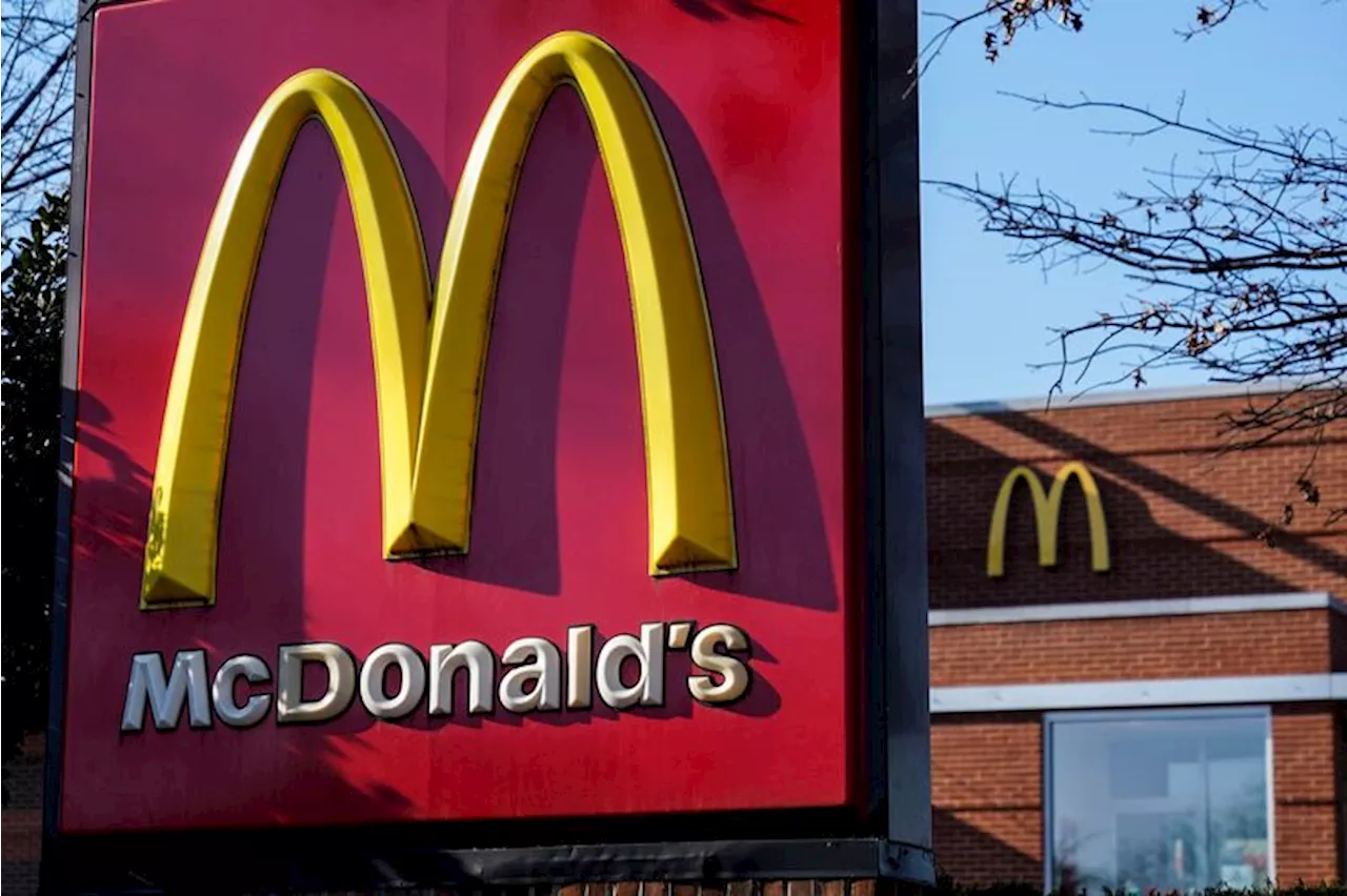 McDonald's to extend $5 value meal, Bloomberg News reports