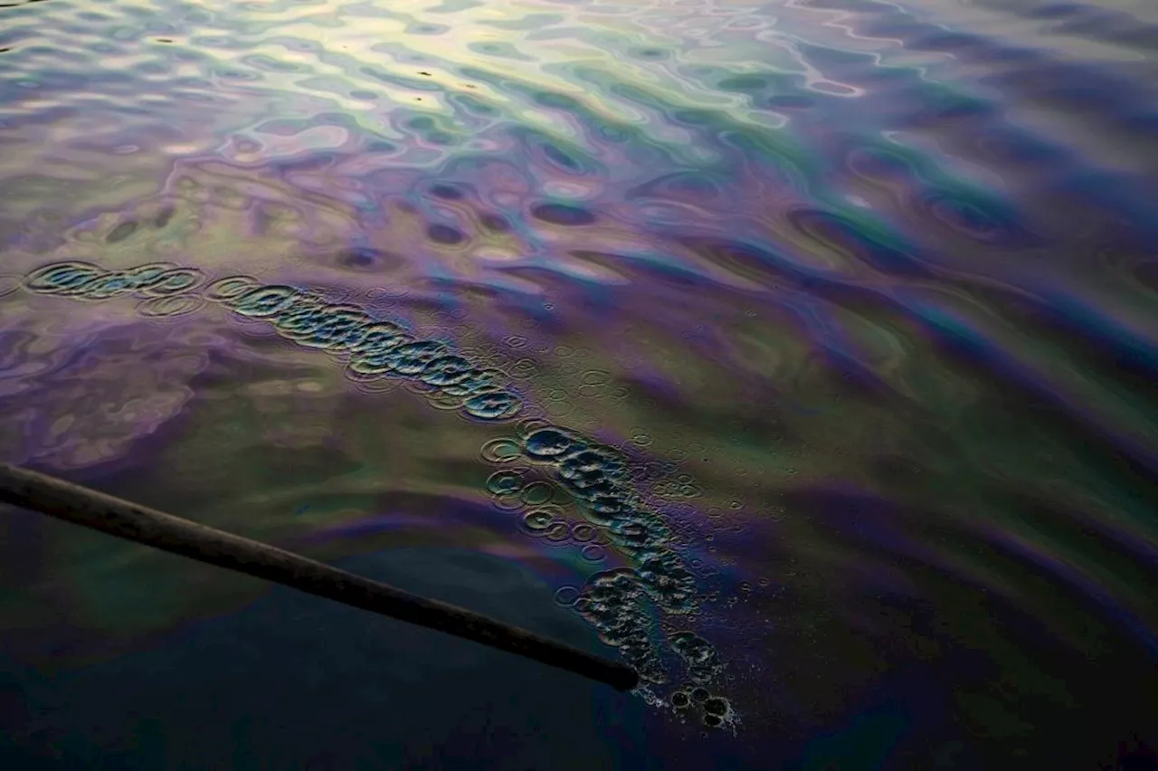 Oil Slick Off Texas Coast Tied to Abandoned Platform in Gulf