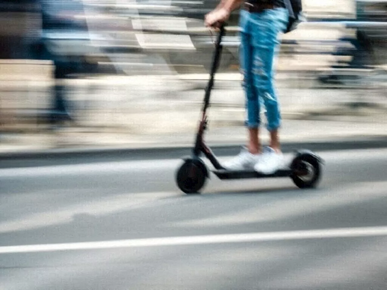 Drôme : à Valence, les autorités mobilisées face aux dangers de la trottinette électrique