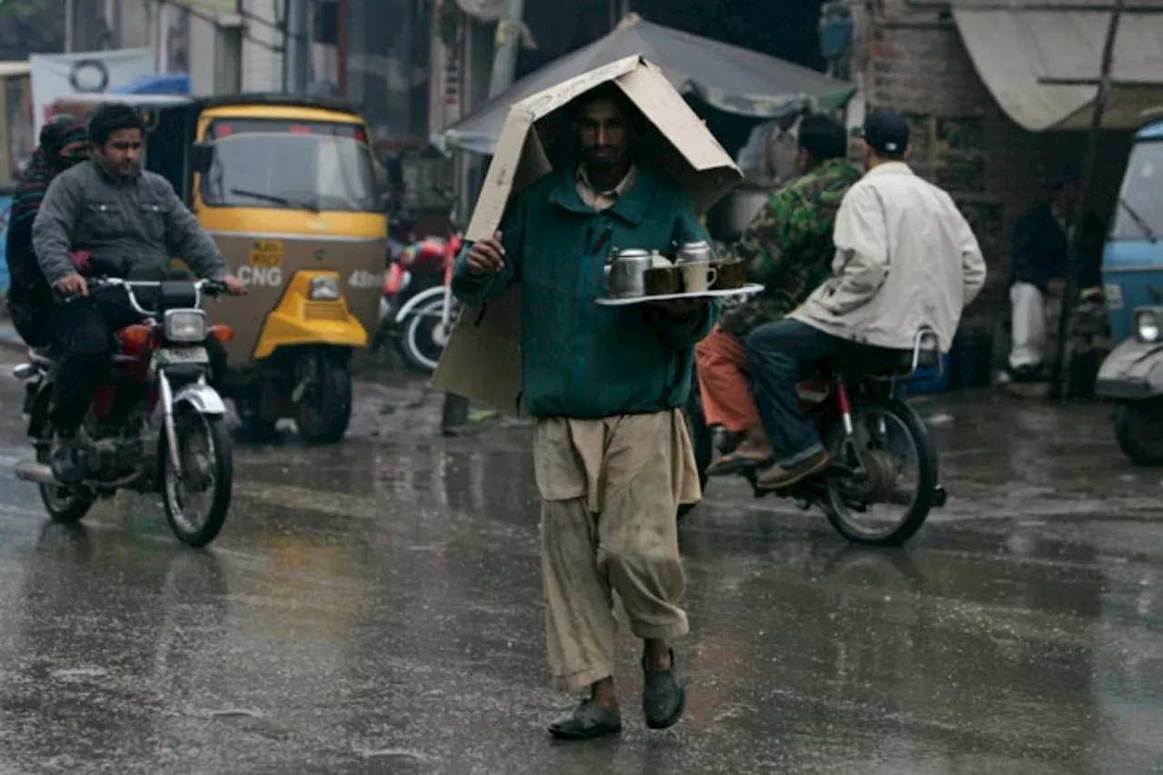 Heavy rainfalls being observed in Islamabad, Rawalpindi