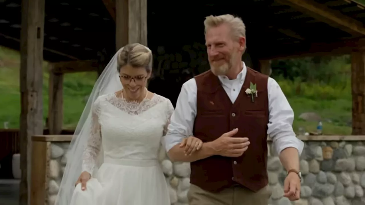 Rory Feek ties the knot with girlfriend Rebecca in rustic Montana wedding