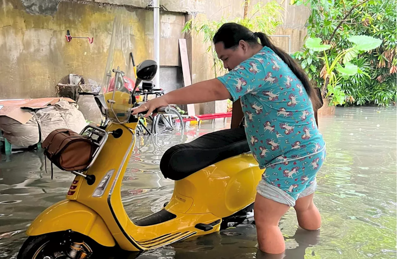 Ninong Ry’s Malabon home is flooded, manages to joke about it