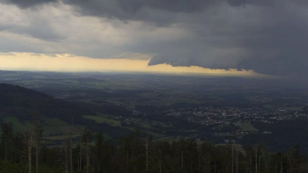 Kaltfront bringt jetzt heftige Gewitter nach Österreich