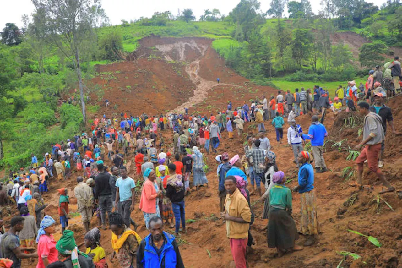 Death toll in southern Ethiopia mudslides rises to at least 146 as search operations continue