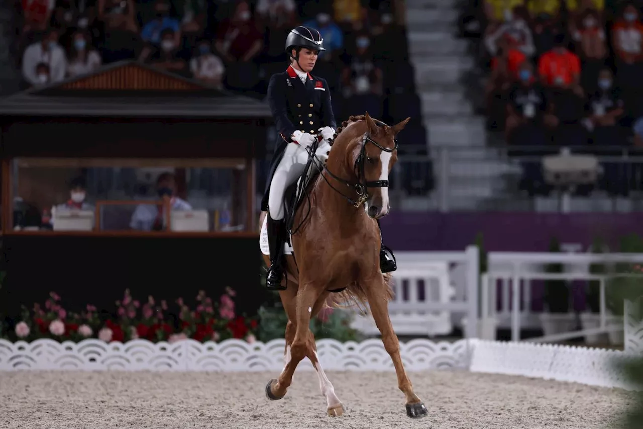 Equitation: la star britannique Charlotte Dujardin se retire des JO invoquant «une erreur de jugement»