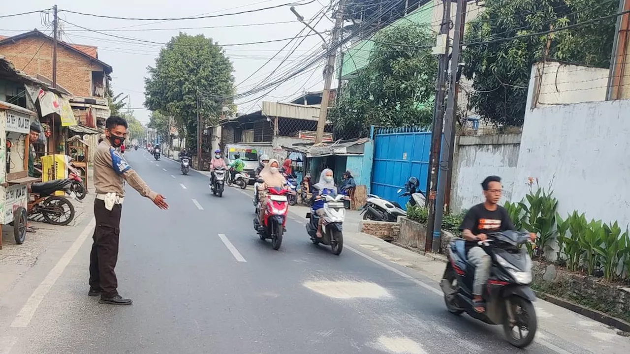 Setang Motor Tersenggol Mobil Pikap, Wanita Ini Tewas Usai Tertabrak Minibus